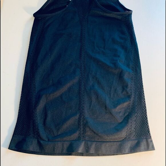 Fabletics Christine Built In Bra Tank Top Size XS NWT - Picture 14 of 14